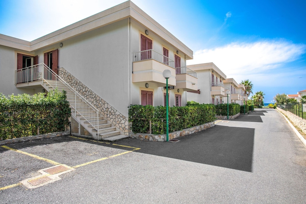 Club Residence La Castellana Mare 46/63