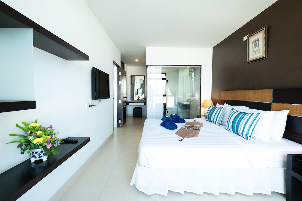 Vogue Hotel Pattaya 29/63