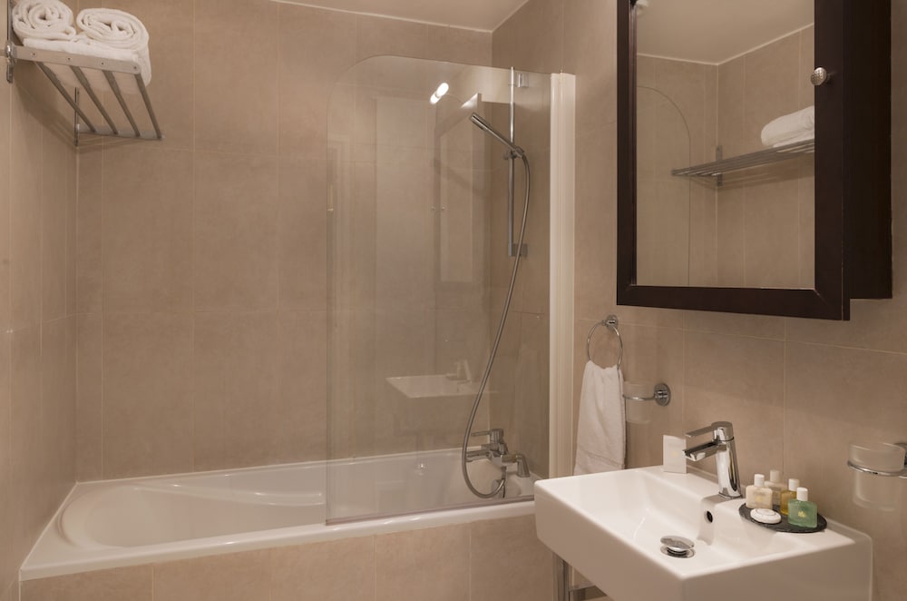 Sonder Le Frochot 48/50