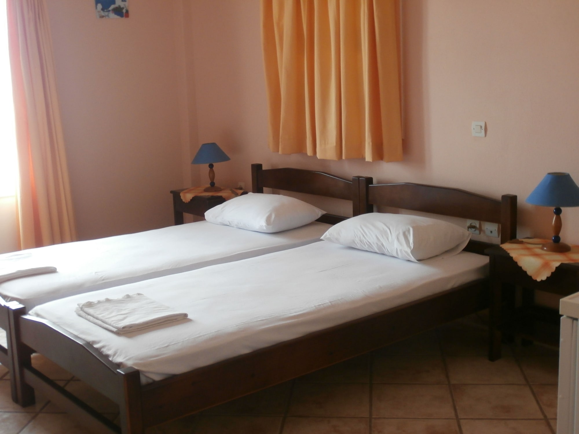 CLASSIC, TWIN BEDS, SEA VIEW, HIGH FLOOR