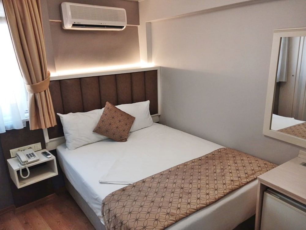 Sureyya Hotel 14/50