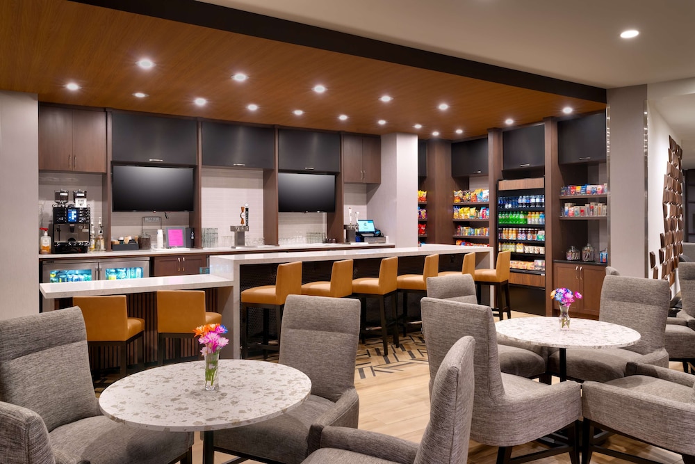 Hyatt Place Fayetteville/Springdale 19/33