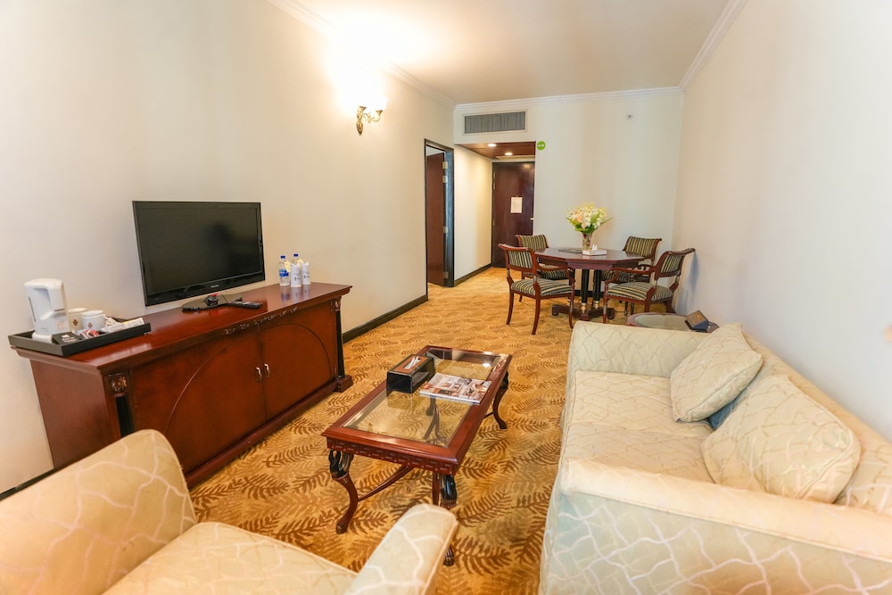 Hotel Sarina 58/77