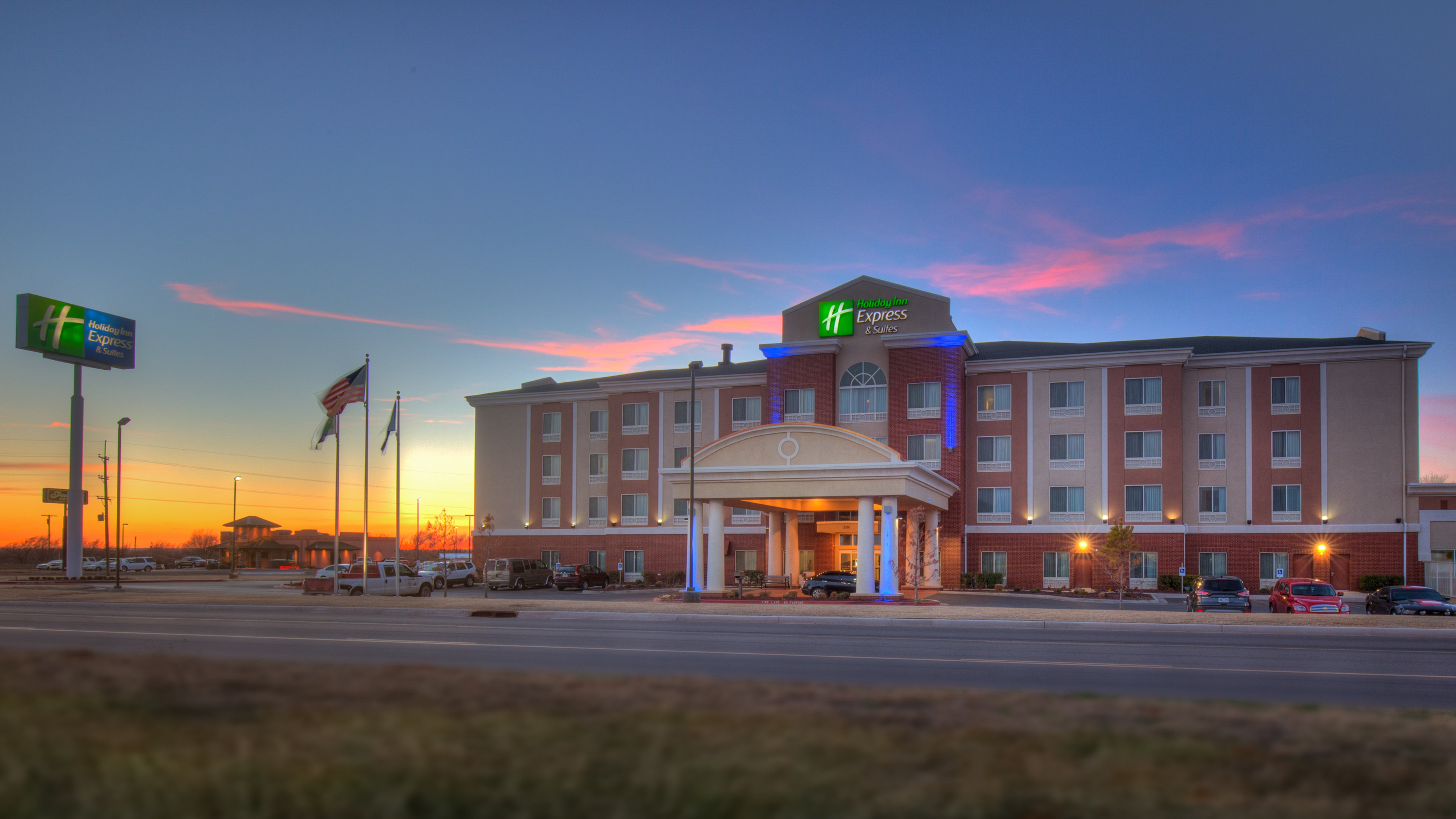Holiday Inn Express Hotel Suites Elk City 3/51