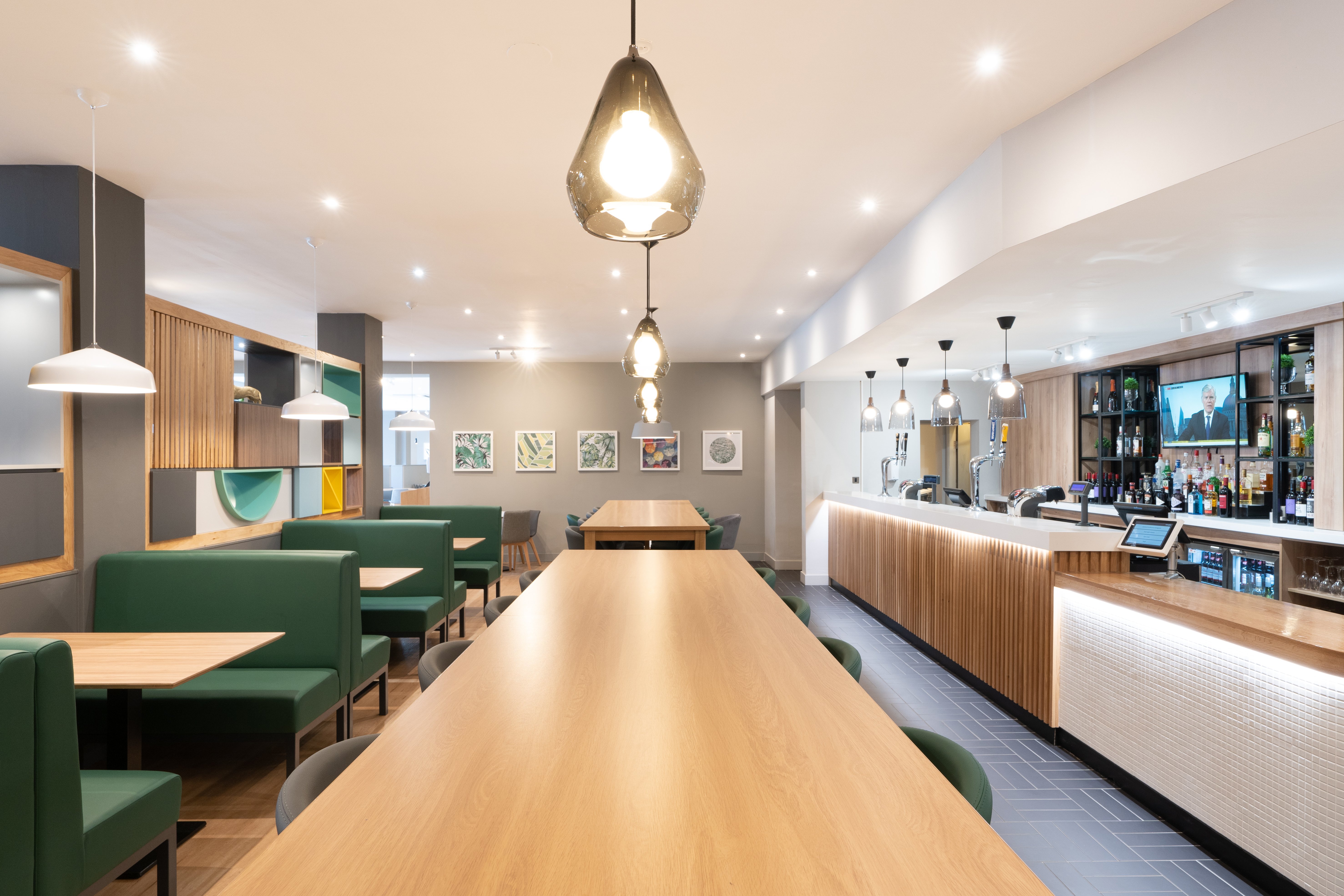 Holiday Inn Gloucester Cheltenham 31/49