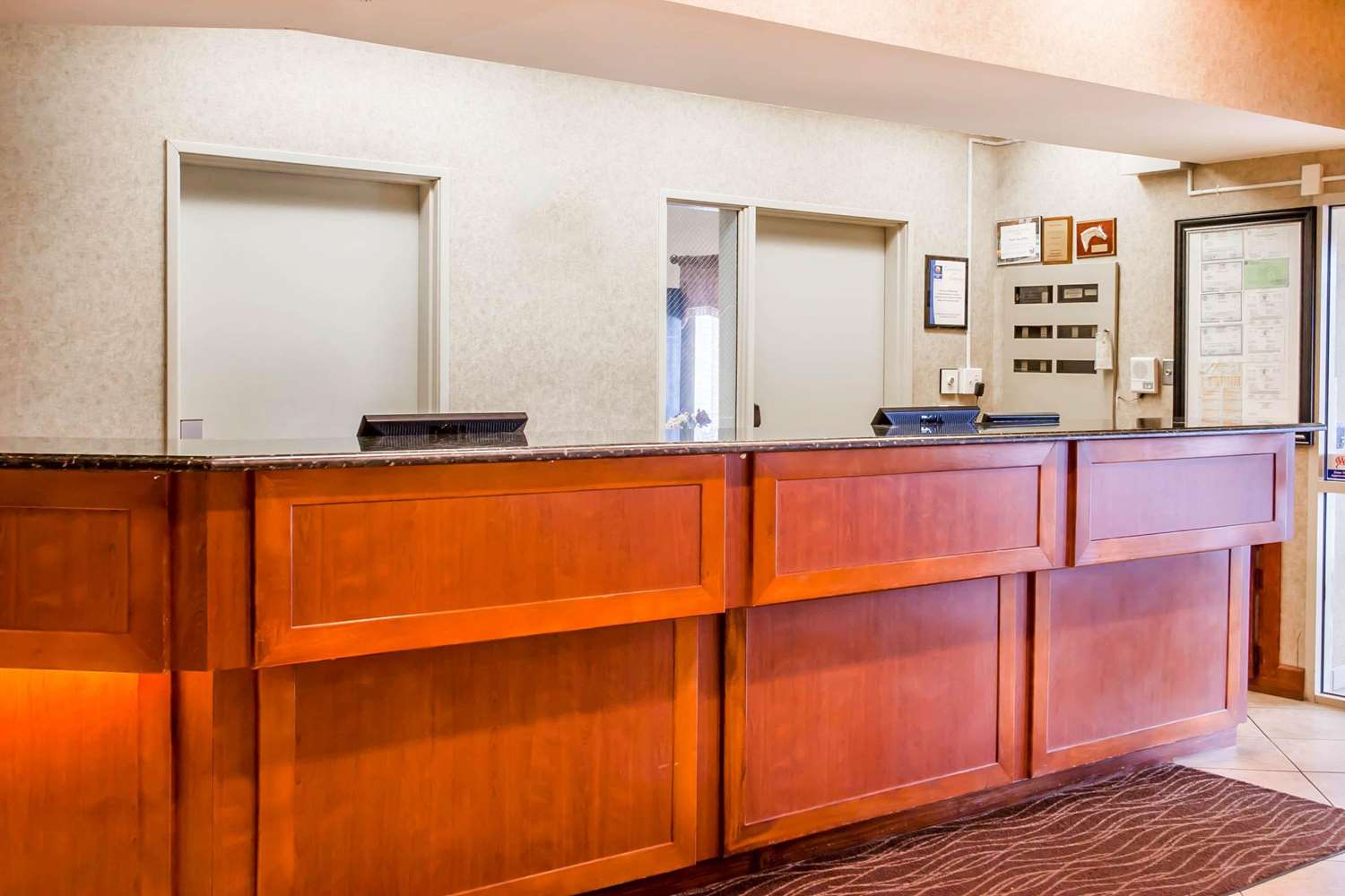 Quality Inn and Suites Germantown North 6/37