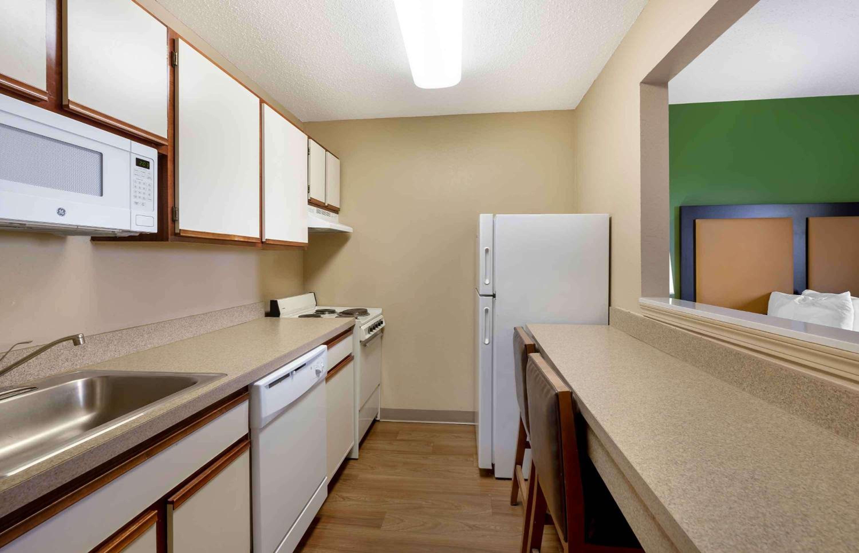 استوديو ديلوكس بسرير كوين، Extended Stay America - Cleveland - Great Northern Mall 10/10