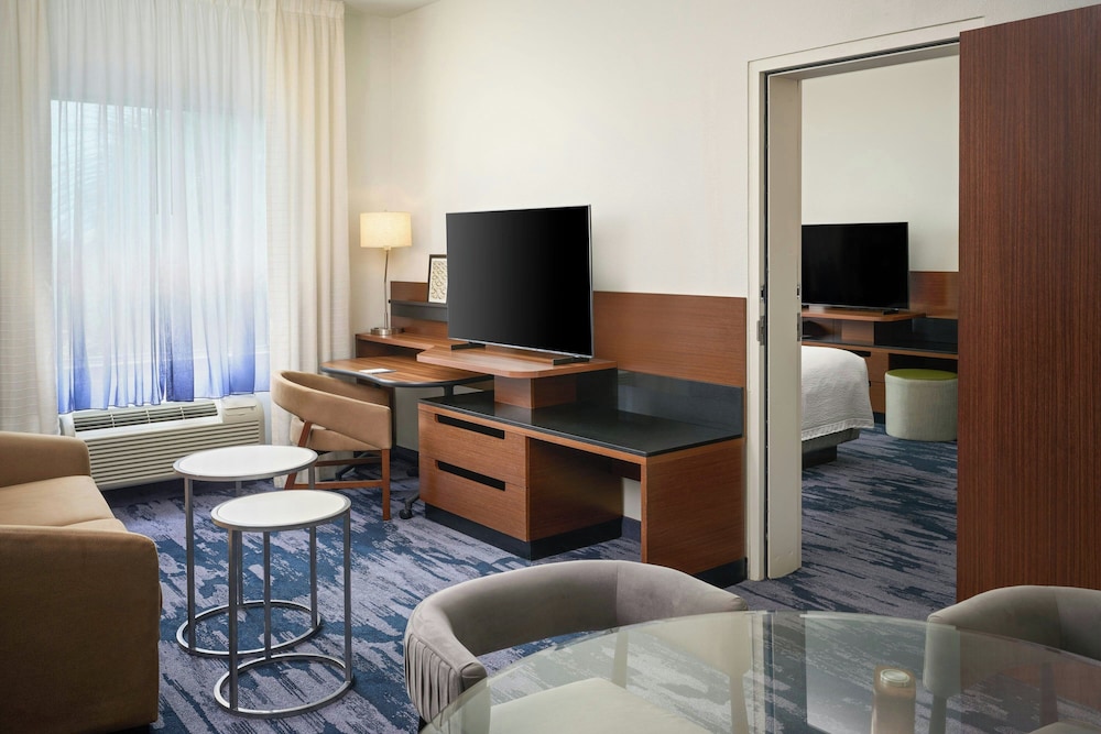 Fairfield Inn Suites Delray Beach I 95 40/50