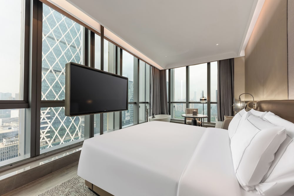 UrCove by HYATT Shenzhen Bay Mixc 31/58
