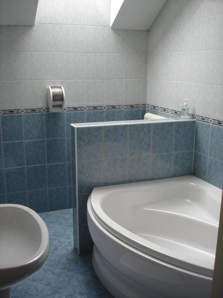Tisza Alfa Hotel 47/48