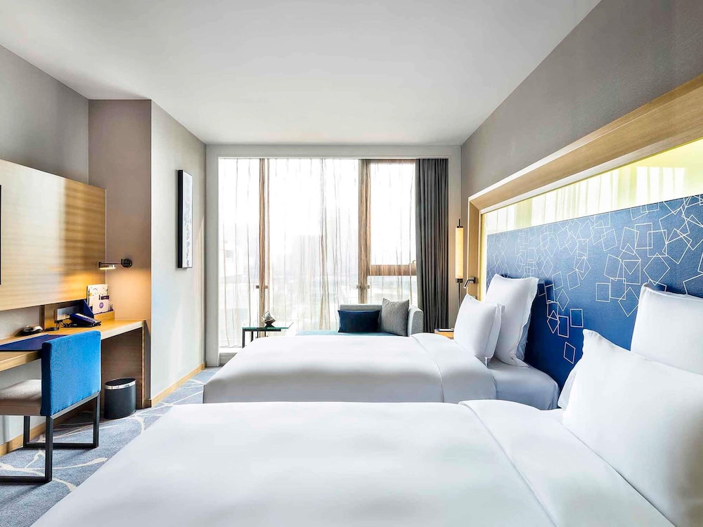 Novotel Ningbo East 15/76