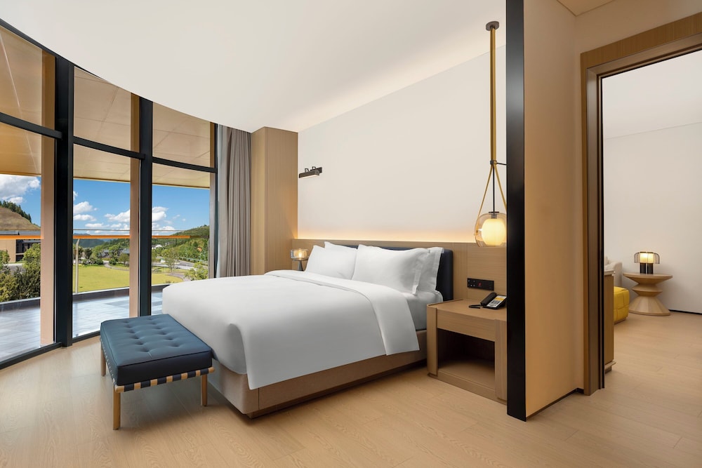 voco Wugong Mountain Jiangxi by IHG 15/50