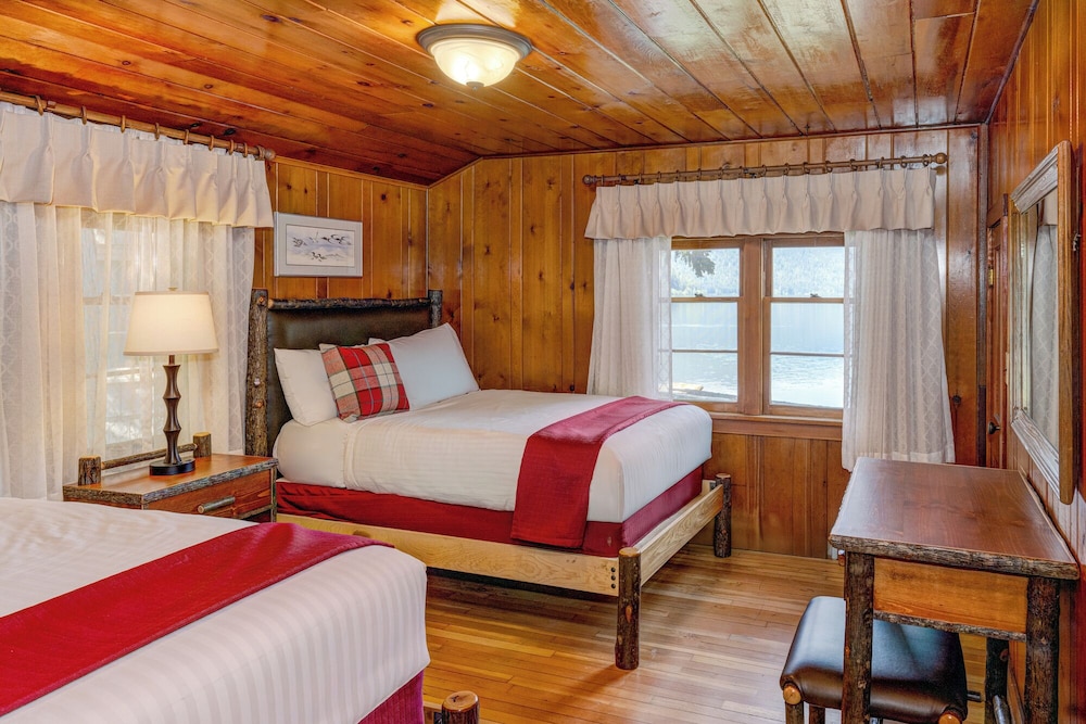 Lake Crescent Lodge 5/50