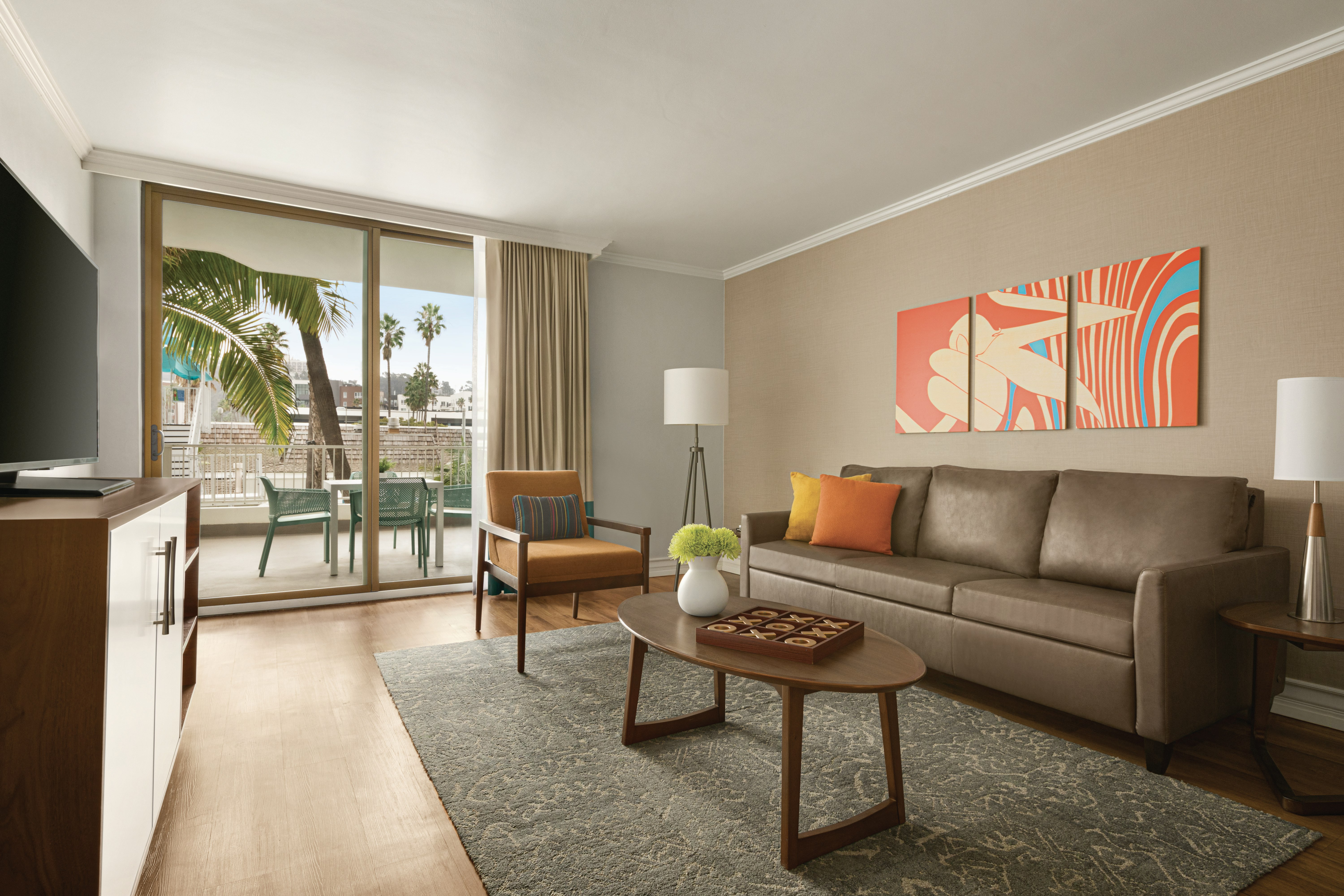 Town and Country Resort 42/80