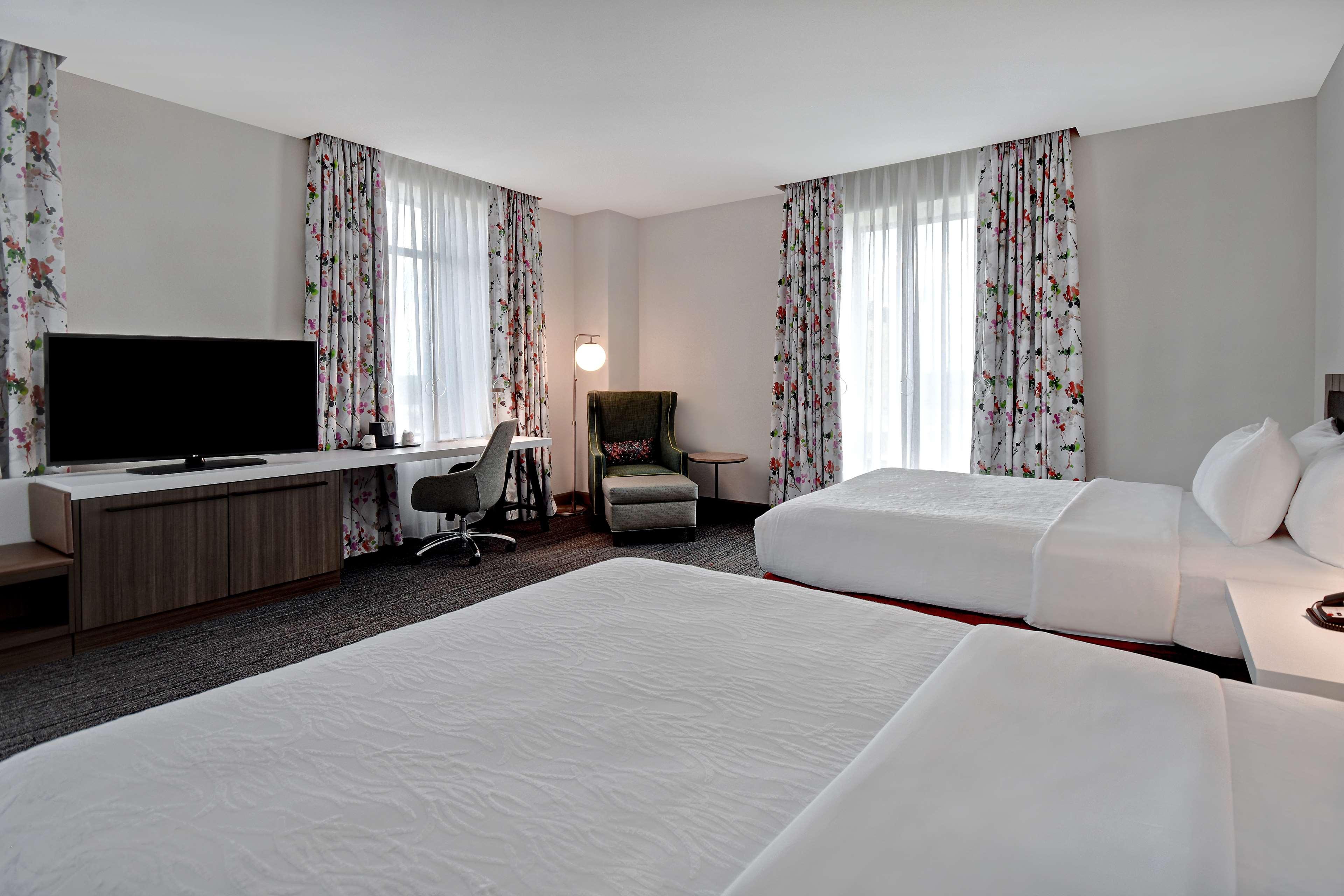 Room, Twin Beds, Accessible