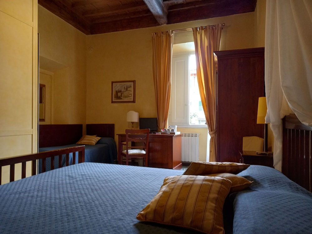 Tourist House 28/73