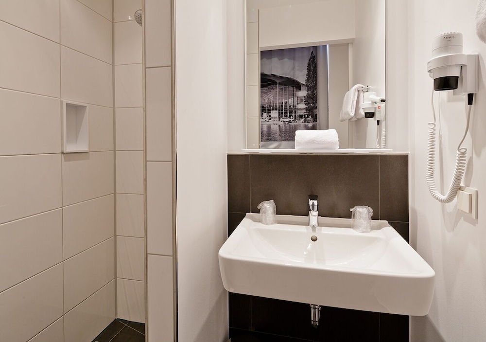 B B Hotel Munchen Trudering 18/41
