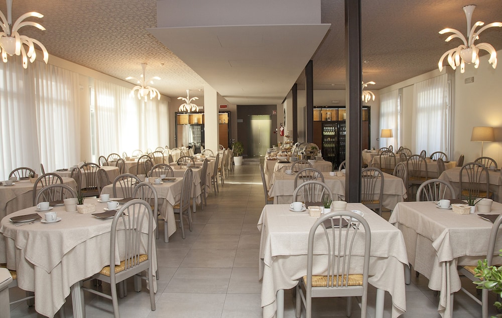 Hotel Helvetia 33/49