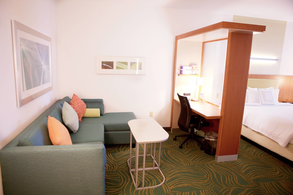 Springhill Suites Wichita Airport 35/69