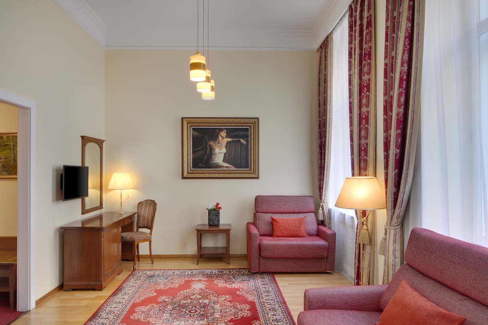 Boutique Hotel Seven Days 34/50