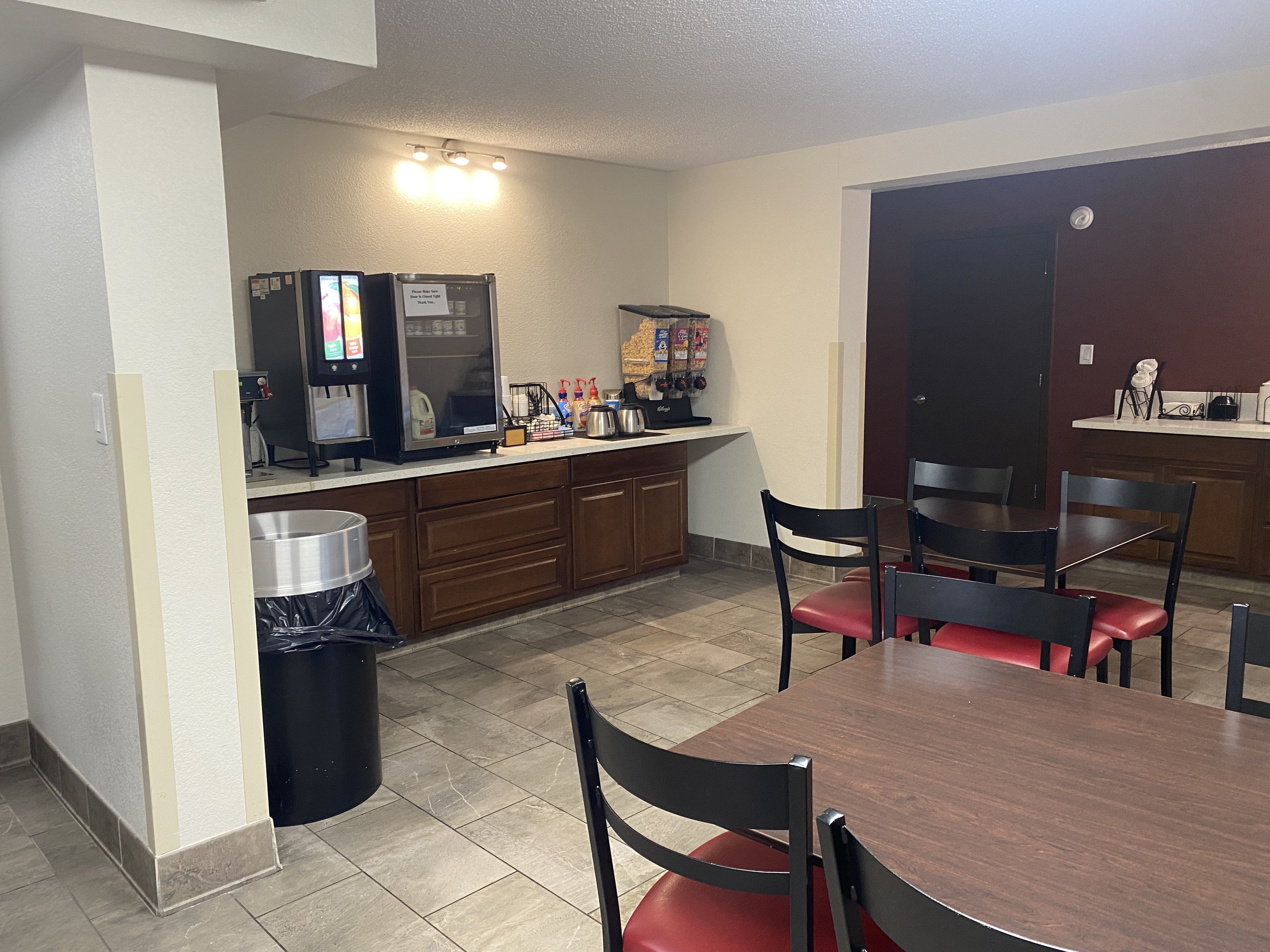 Red Roof Inn Roanoke Rapids 26/31
