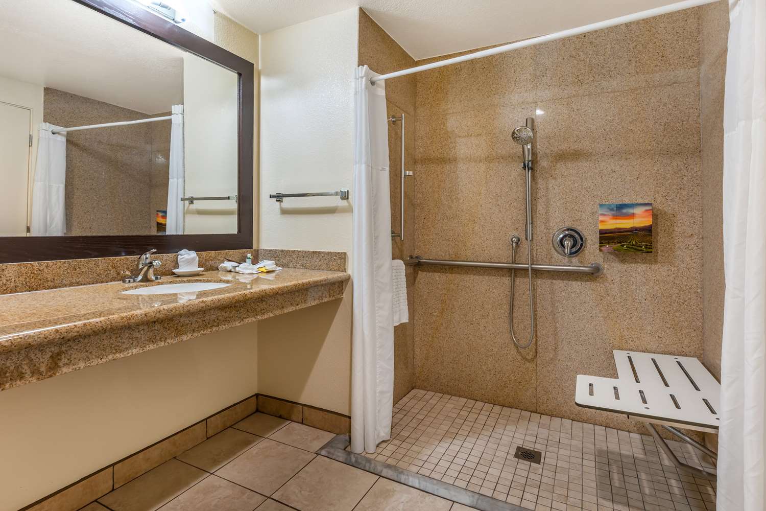 Best Western Plus Wine Country Inn & Suites 22/22