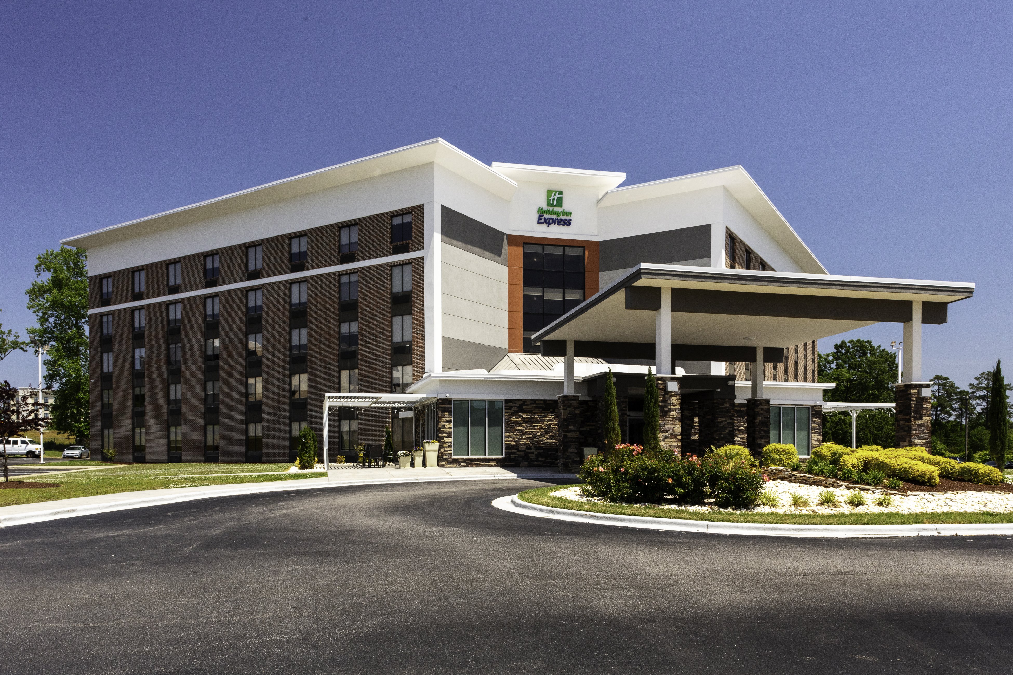 Holiday Inn Express Rocky Mount - Sports Center 6/50