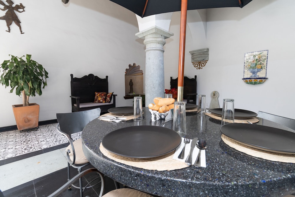 Hotel Boutique Naura Centro 72/82