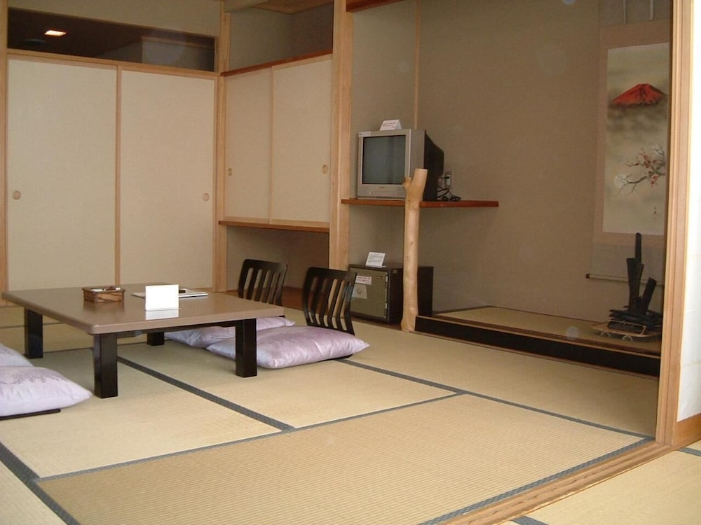 YUTTARI NO SATO INAKA 32/49