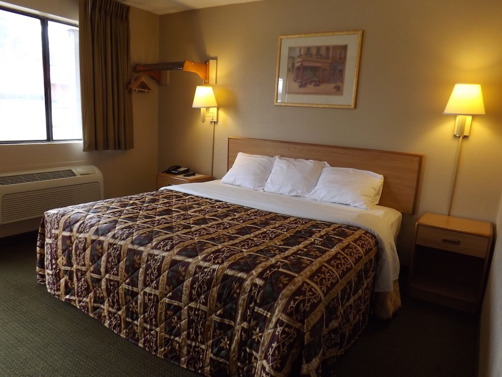 Executive Inn Kilgore North 28/57