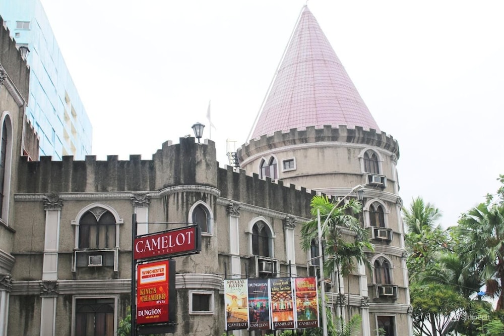 Camelot Hotel Quezon City powered by Cocotel 5/75