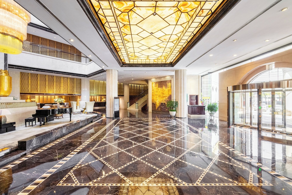Guangdong Hotel Shanghai 10/38