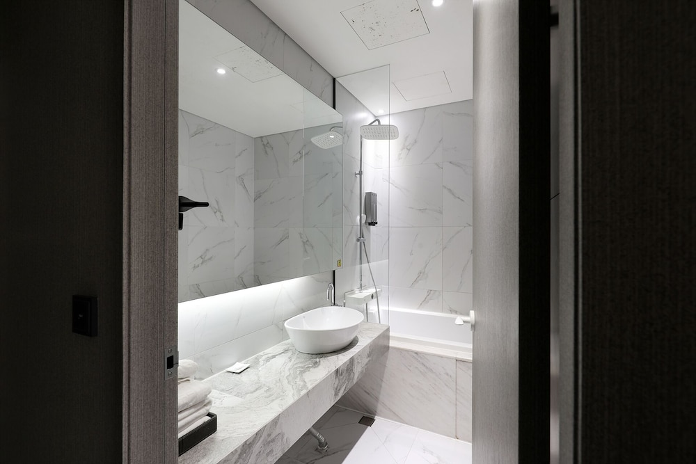 Hotel The Designers Premier Kondae 72/74