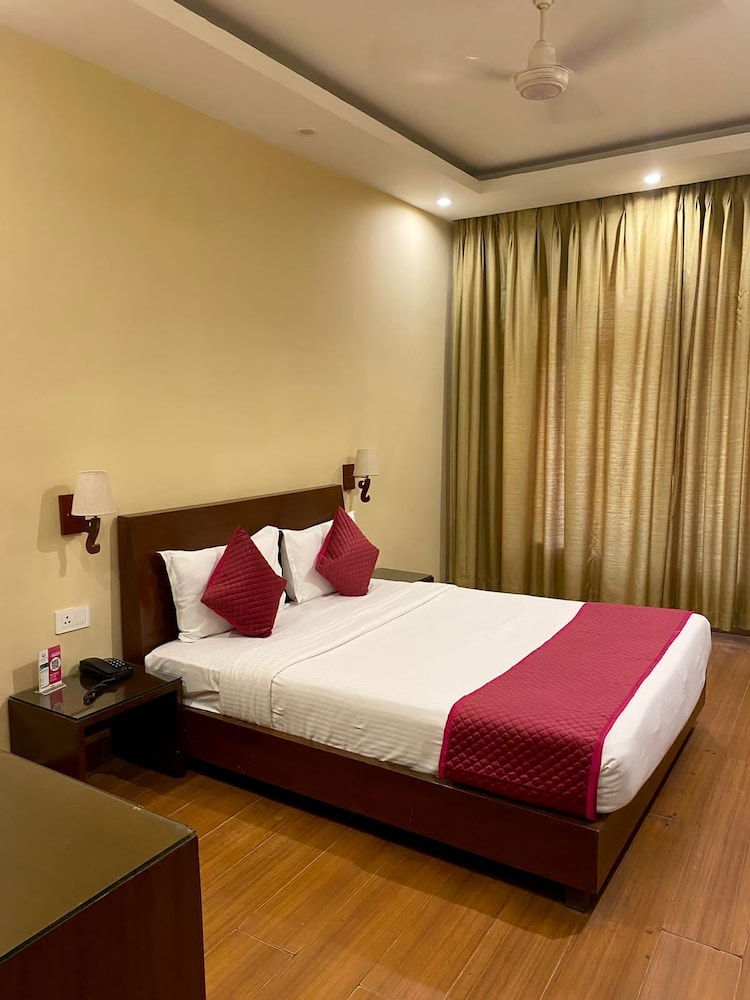 Sukhmantra Resort And Spa 13/50