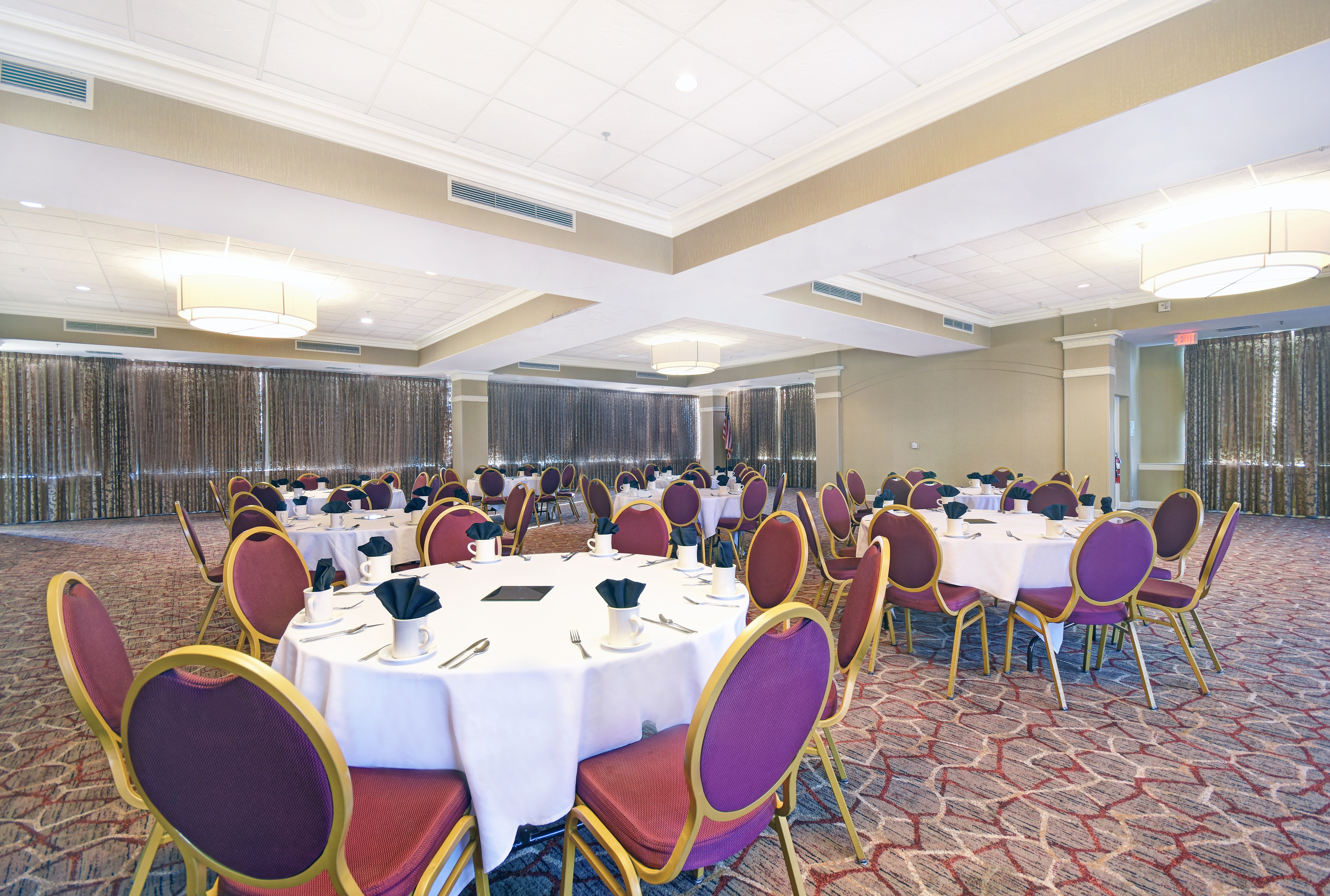 Holiday Inn Downtown Memphis 40/57