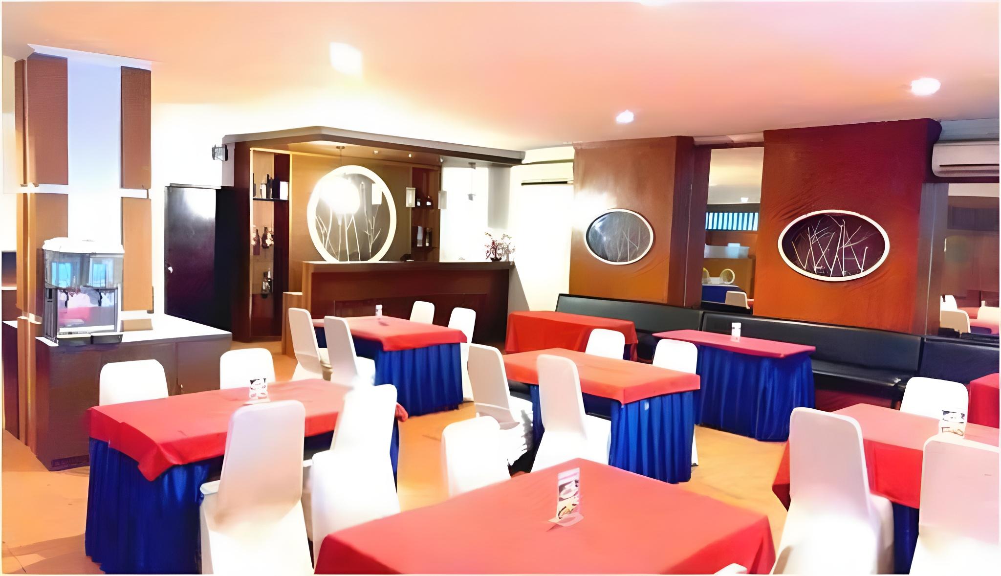 Alexander Hotel Tegal 34/47