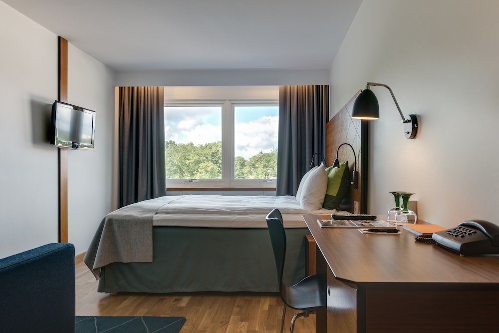 Quality Hotel Grand Boras 28/37