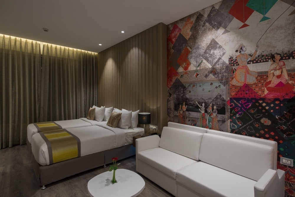 Eastin Residences Vadodara Apartment Hotel 11/35