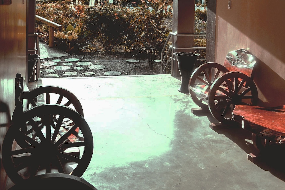 Alta Bohol Garden Resort 29/53