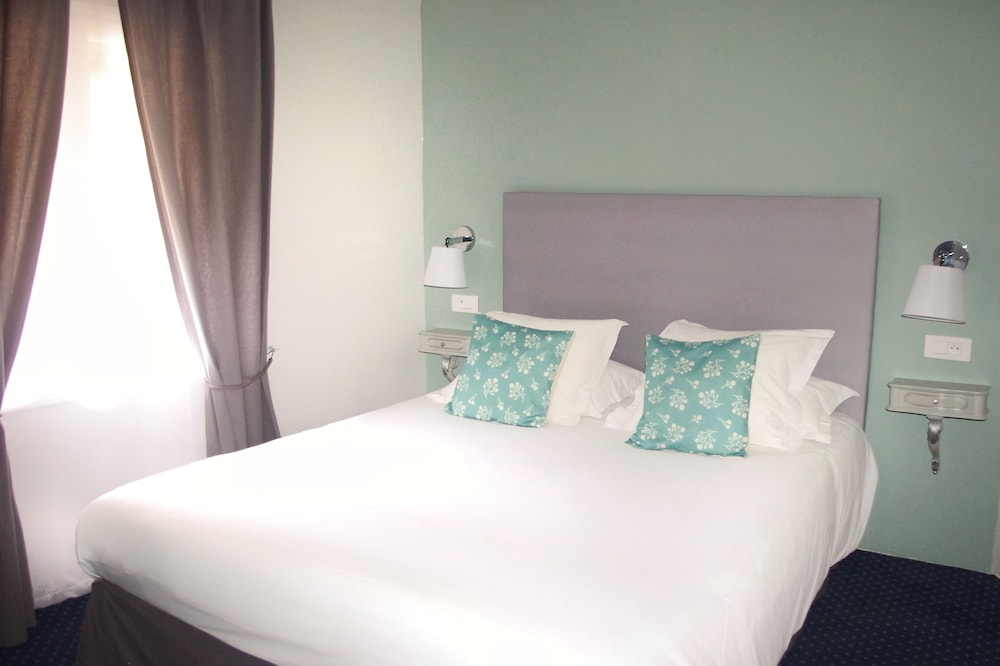 Le Magnan Hotel 11/67