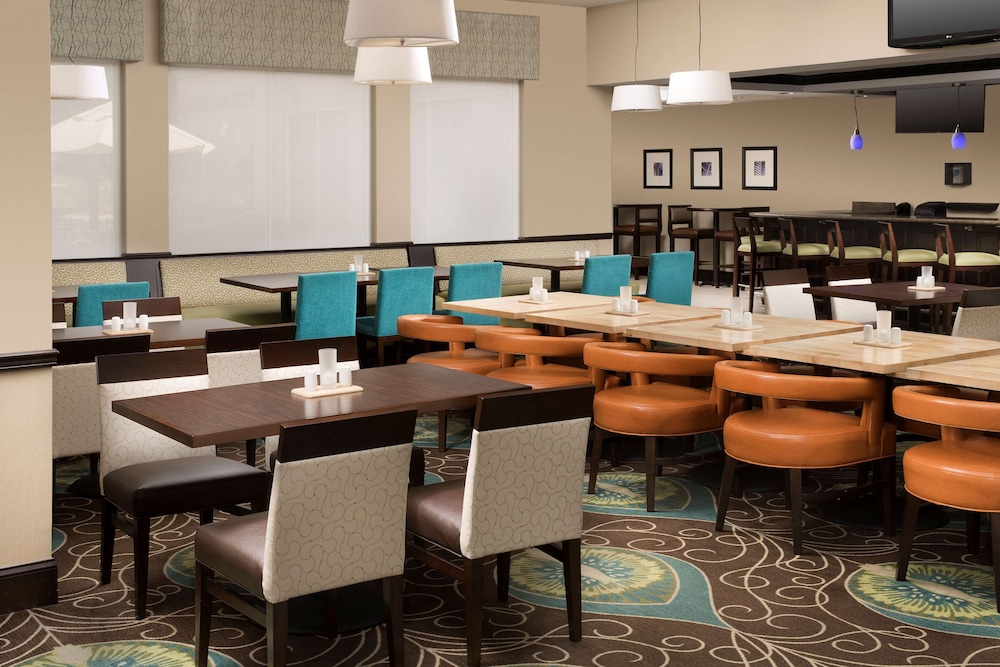 Hilton Garden Inn Winston Salem Hanes Mall 42/53