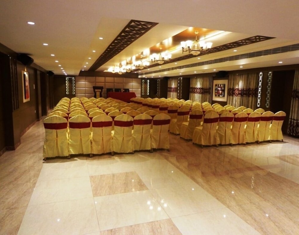 Hotel Ashwa Park 5/17