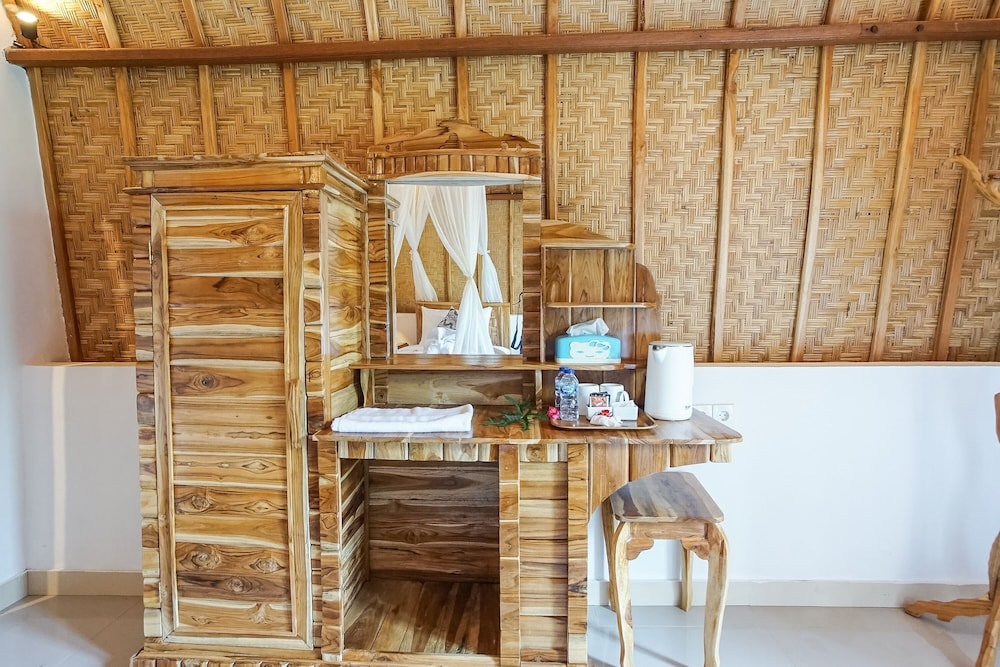 Penida Sunset Ocean View Bungalows 25/59