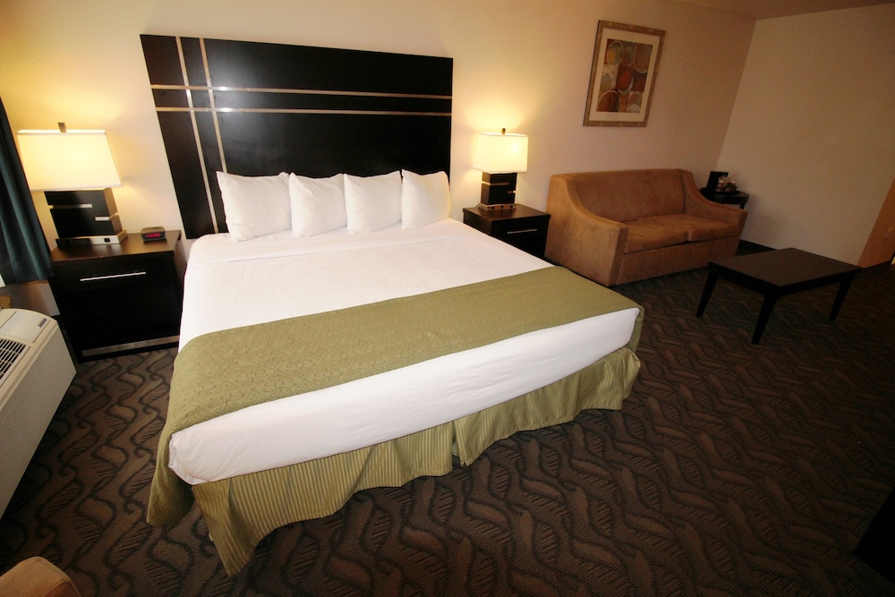 Quality Inn and Suites Airport West 22/57