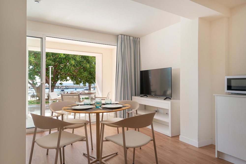 Hotel Cala Bona 63/72