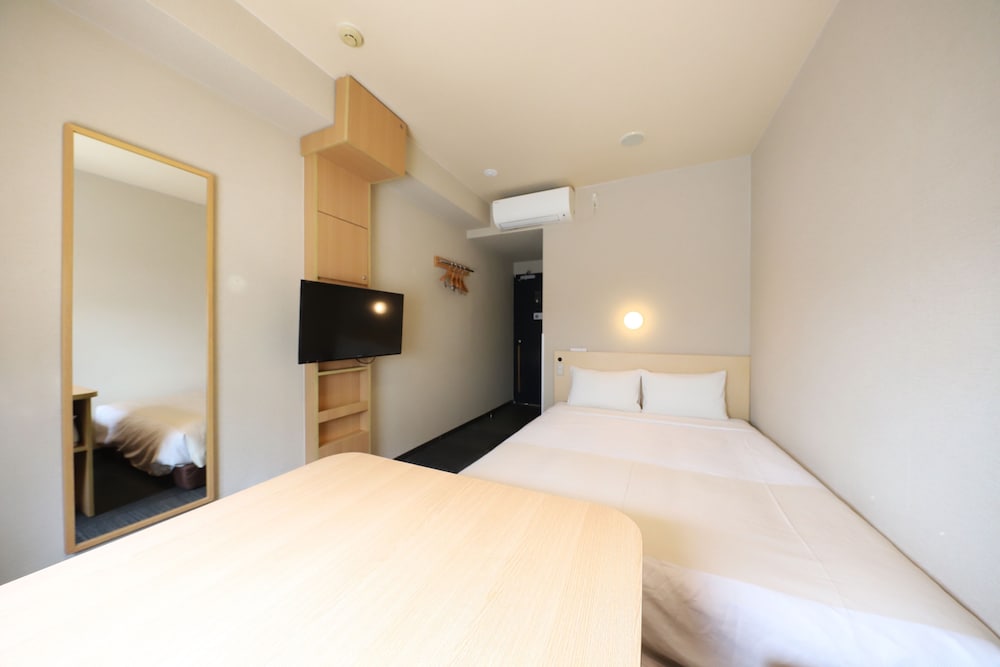 Room, Double Bed