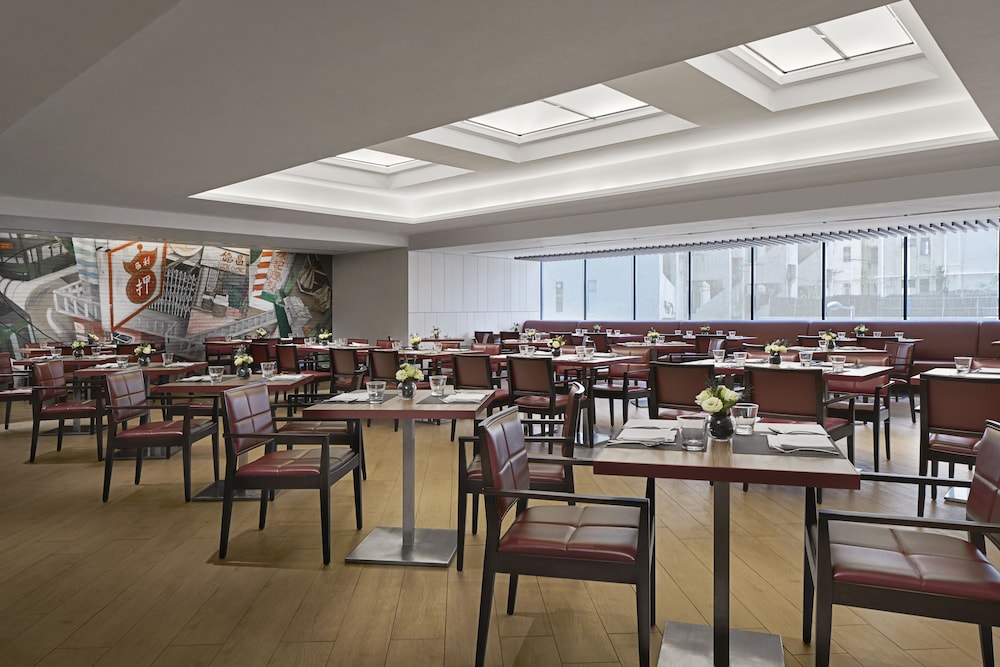 COURTYARD BY MARRIOTT HONG KONG 26/34