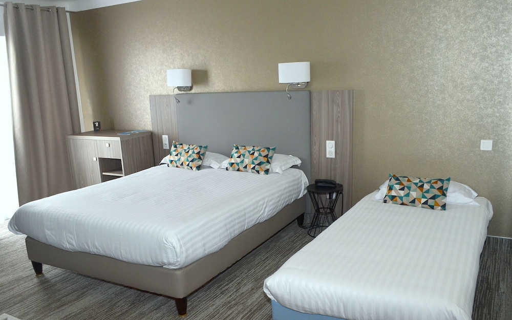 Hotel Le Galion 9/65
