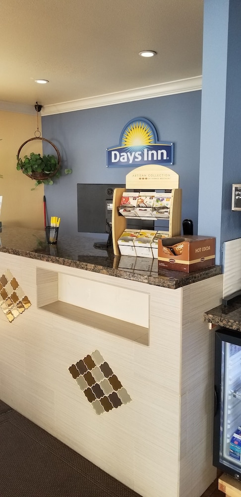 Days Inn By Wyndham Winnemucca 6/56
