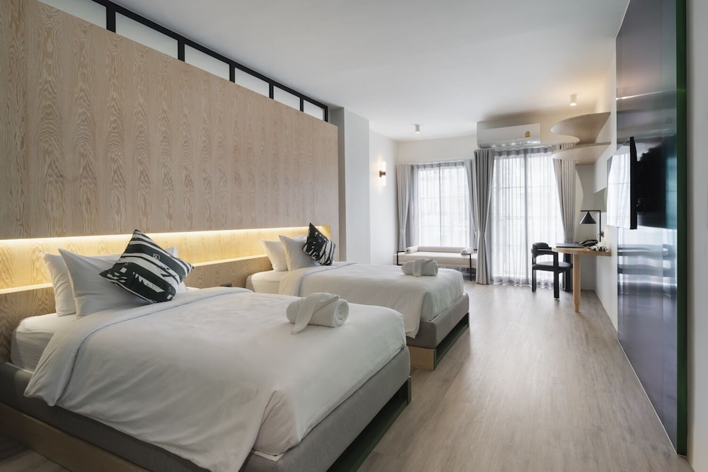 Hotel Sapin 10/63